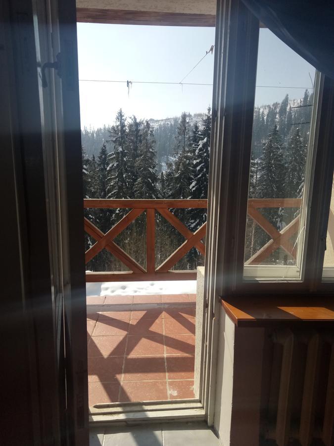 Котедж Орявчик Экстерьер фото